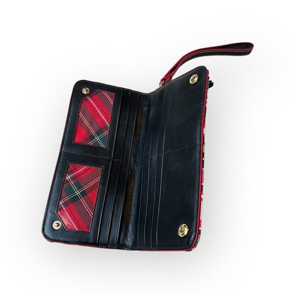 Disney Parks 2018 Holiday Wristlet by Dooney &
Bourke - Picture 4 of 4